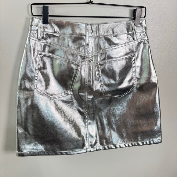 LOFT Women's Metallic Silver Faux Leather Five Pocket Glam Mini Skirt Size 2 - Picture 2 of 6